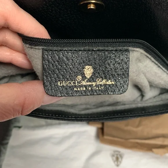 ❌SOLD❌Authentic vintage large black Gucci flap Cluch w dustbag - Picture 15 of 17